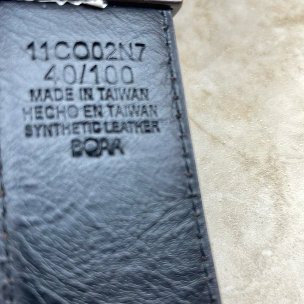 Columbia Men’s Belt Size 40 Synthetic Leather Sports Reversible Brown Black